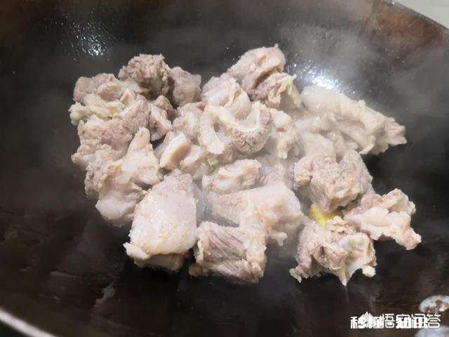 土豆烧牛肉怎么做