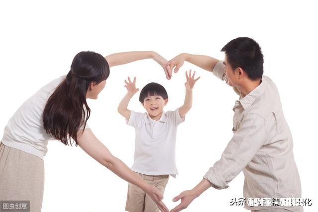 跟一个小学三年级的小朋友讲方程式会不会太过早了