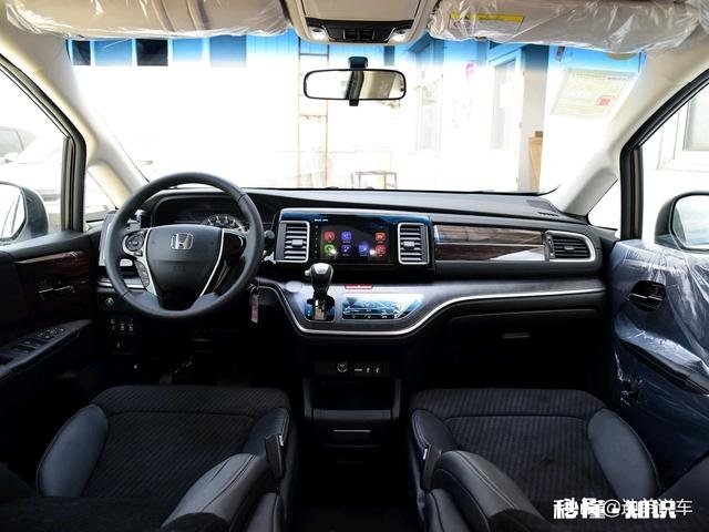 艾力绅、gl8哪个好开