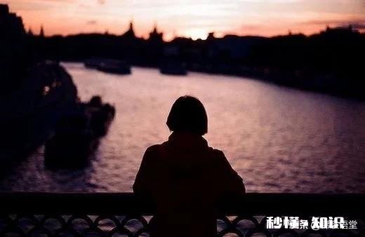 有哪些通篇不直写孤独,却让人深感孤独的文字