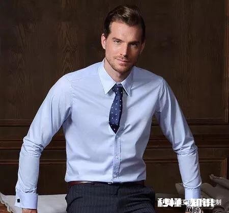40岁左右的职场男士适合什么样子的衬衫呢