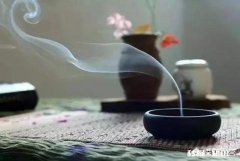 有钱但俗，没钱但雅，他们都说自己有诗和远方，你相信谁