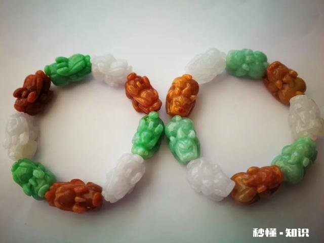 什么是翡翠的彩，三彩翡翠有哪些色彩组成