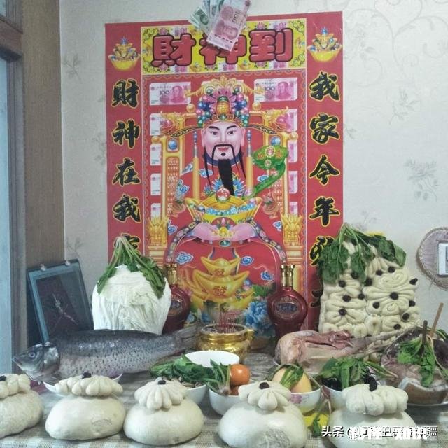 我平时生活挺规律的，不抽烟不喝酒，除了每天上班几乎不出门，什么健康险比较适合我