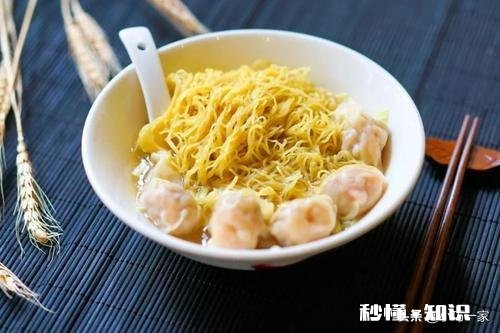 各个地方的臊子面做法有哪些不同请试举1例