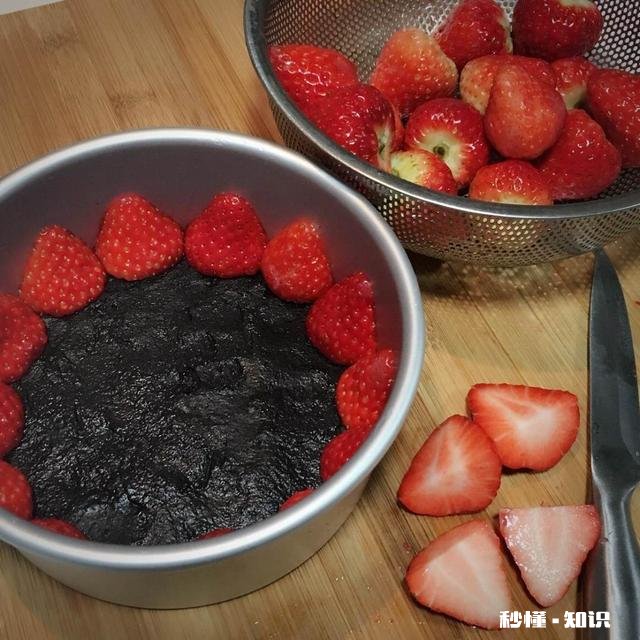 草莓芝士蛋糕做起来是不是很复杂