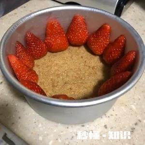 草莓芝士蛋糕做起来是不是很复杂