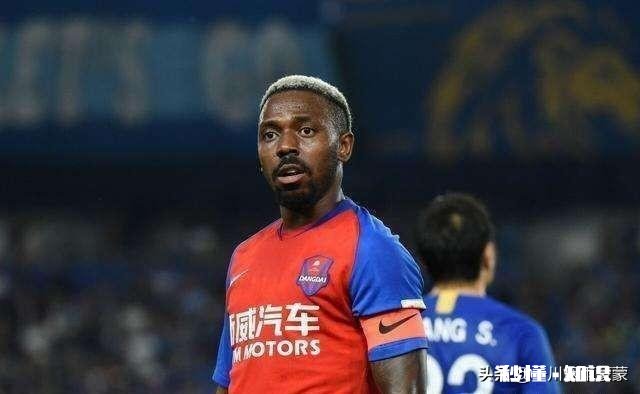 中国国家足球队为了下届世界杯需要更多归化球员吗