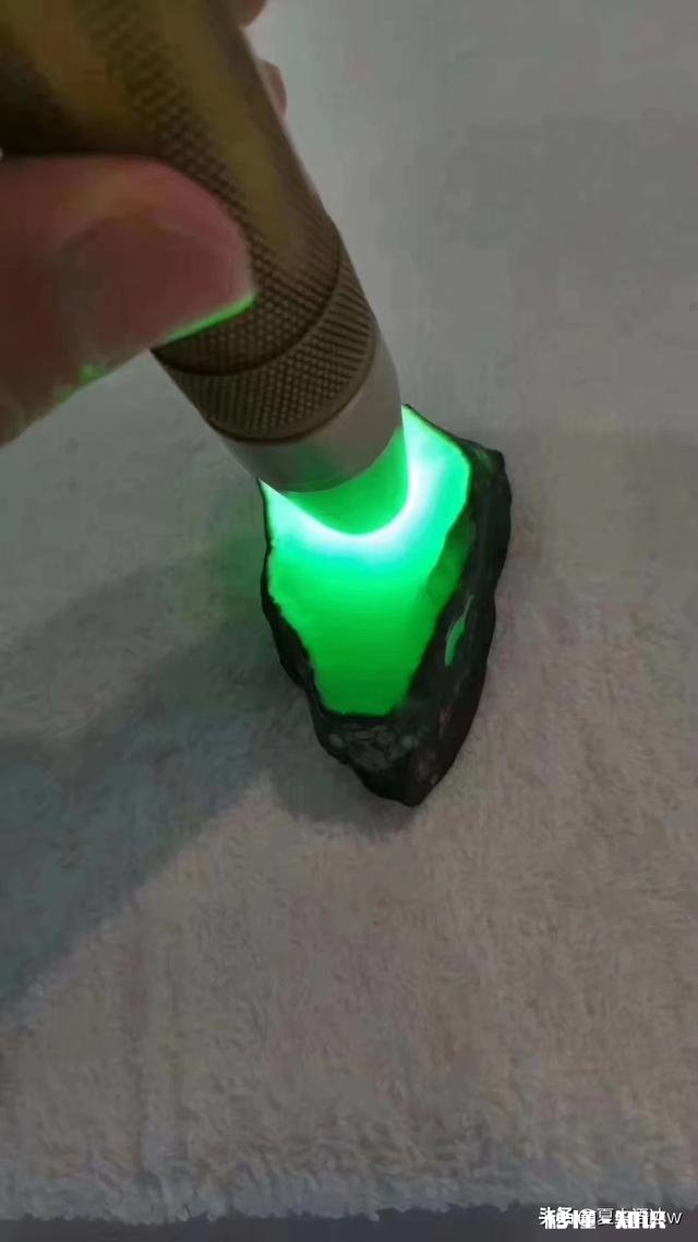 十万元买的木那场口的料子能赌吗