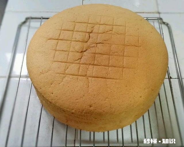 为什么我用电饭锅做出的蛋糕鸡蛋味比较重