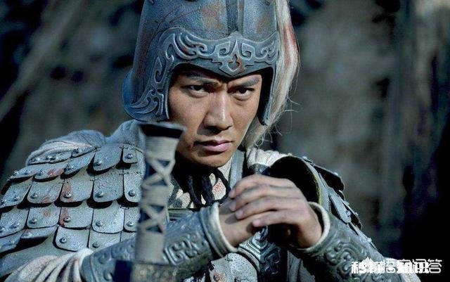 如何评价西凉马超的武艺跟关羽张飞相比如何