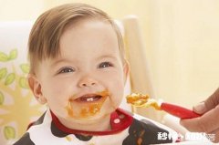 一直吃母乳的宝宝如何添加辅食，需要注意什么