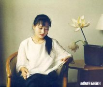 你如何评价韦斯琴的这幅获得“兰亭奖”的书法你觉得他的书法怎么样