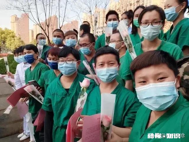 云南援助湖北首批医疗队顺利返滇凯旋，你想对他们说什么