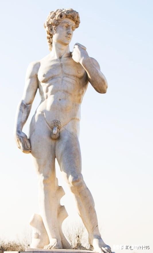 以“一个锤子”作为摄影主题，如何拍组片