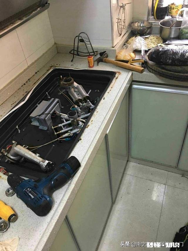 为什么冰箱老是不通电，总发生故障