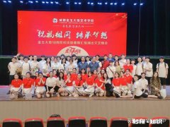 我是高一学生，到底要不要学美术呢文化科成绩不是很好