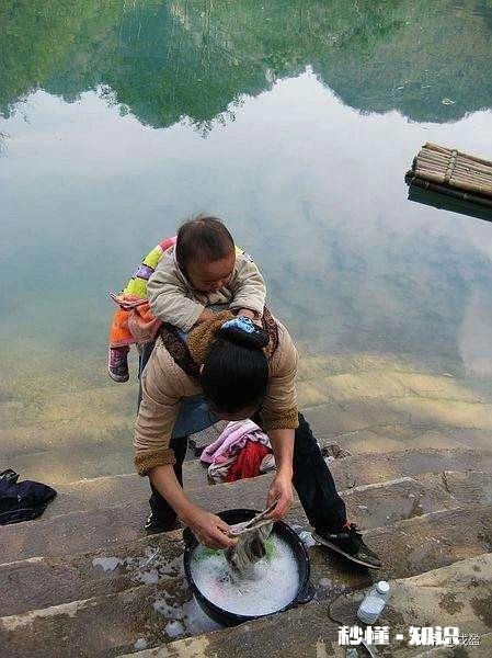 我妈干家务很随便，感觉好邋遢，怎么办