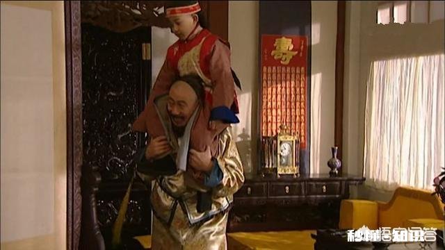 《雍正王朝》中康熙和弘历合写了一幅字,最后送给了胤礽,有什么寓意吗