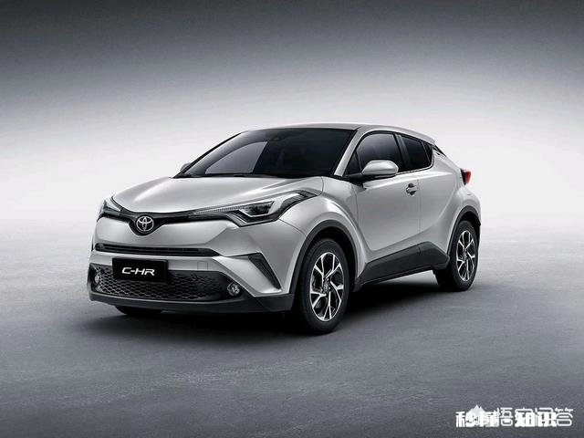 丰田奕泽和丰田CHR买哪个好都有什么区别