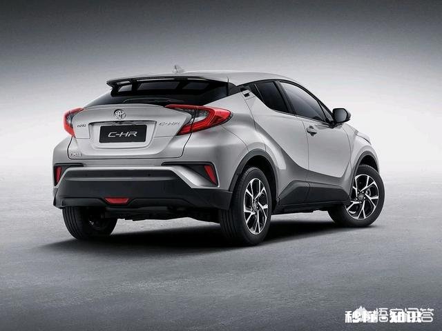 丰田奕泽和丰田CHR买哪个好都有什么区别