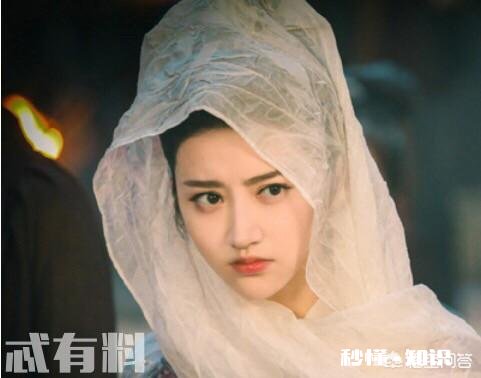 《火王之破晓之战》里的奉剑和千睸是同一个人吗