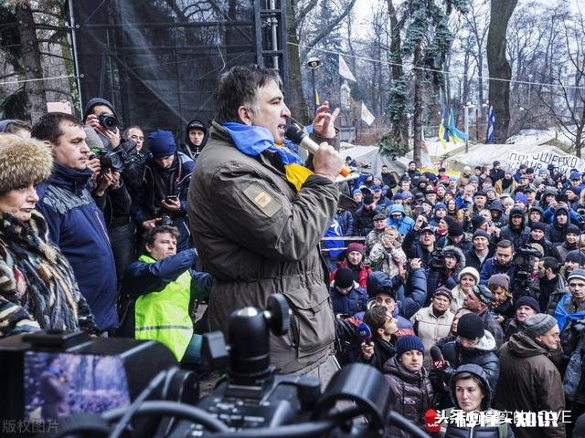 格鲁吉亚的前总统萨卡什维利,竟然能在乌克兰呼风唤雨,他是怎么做到的