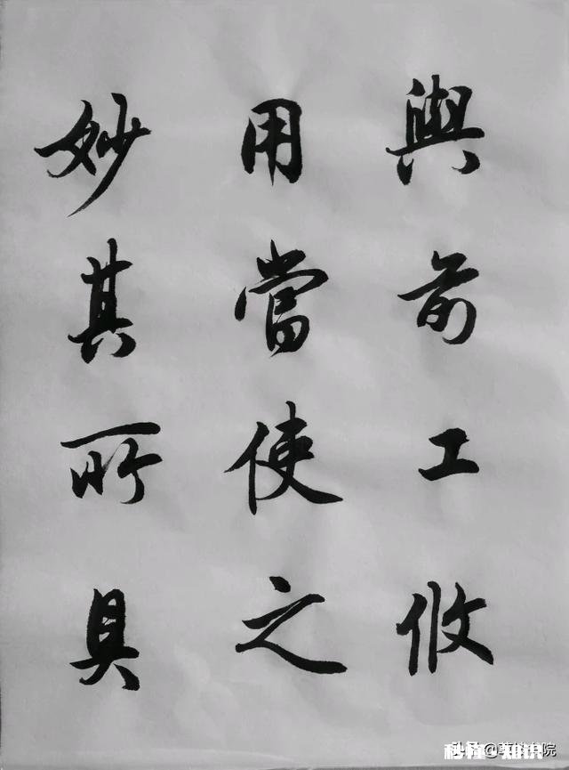 为什么感觉临颜家庙碑的人不多