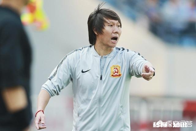 低调务实!李铁:我们是16支队伍最弱的,赢球还是运气好。你如何看待李铁的执教