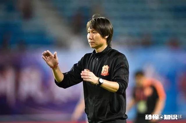 低调务实!李铁:我们是16支队伍最弱的,赢球还是运气好。你如何看待李铁的执教