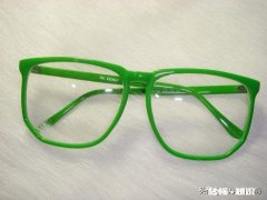 绿色的眼镜框好看吗