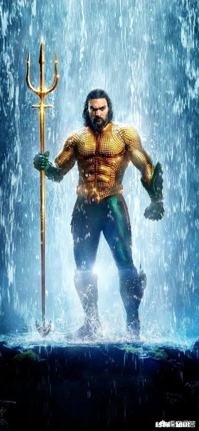 《海王》中的海王像不像黄金圣斗士