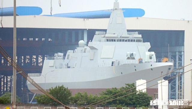 055驱逐舰是双频段雷达还是四频段