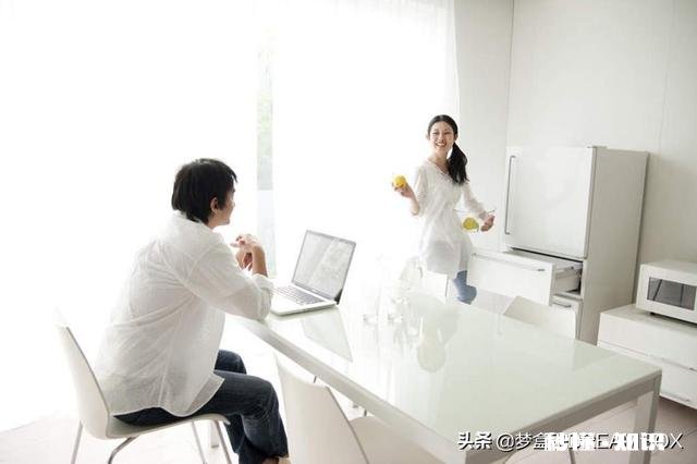 家摄影，浅背景。拿水果，拍春装。怎么摆姿势，写个摄影教程