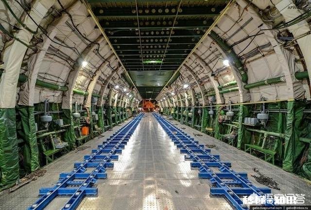 目前最大的飞机是什么可以装多少人