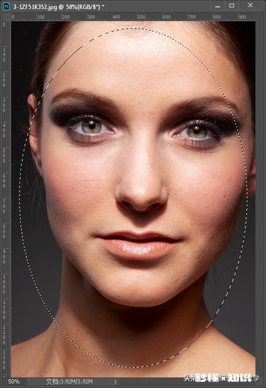 你觉得，人像摄影，后期磨皮应该磨到什么程度为什么呢