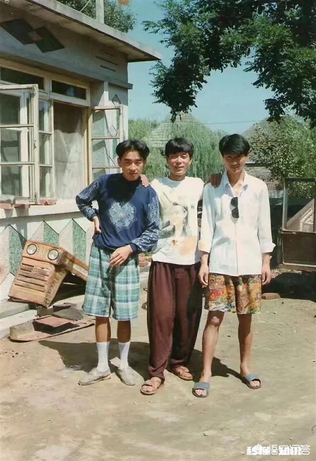 为什么在金钱面前,有些感情会显得很脆弱