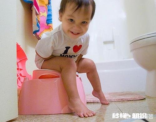 如何指导幼儿如厕