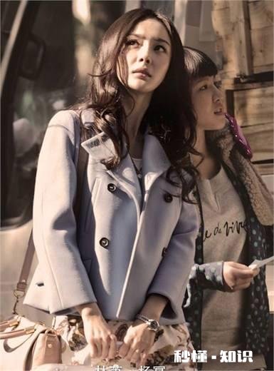 短款韩版毛呢外套搭什么裤子比较好呢