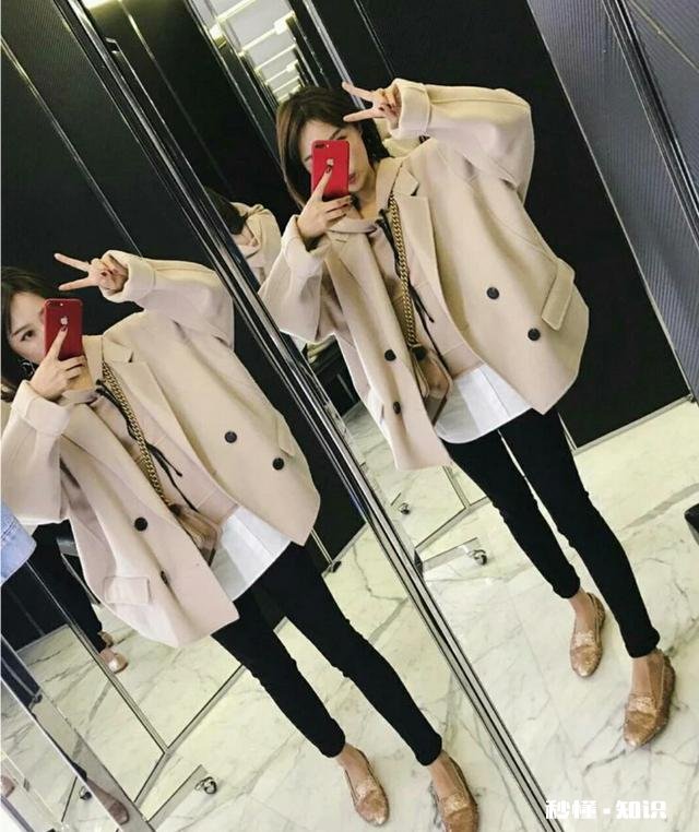 短款韩版毛呢外套搭什么裤子比较好呢