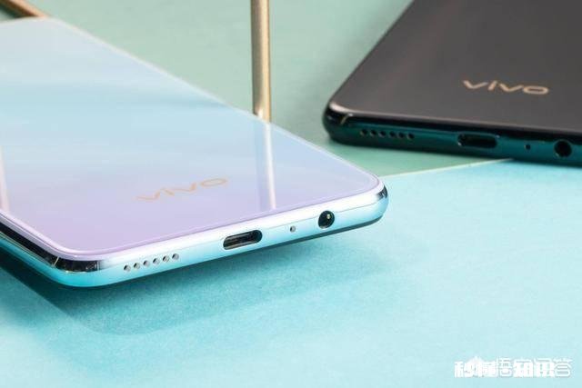 不打游戏买什么手机好，两千以内