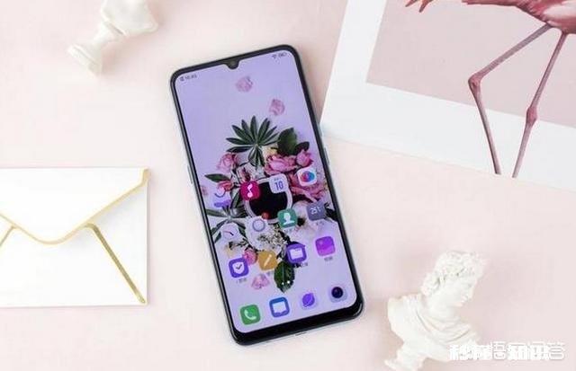 不打游戏买什么手机好，两千以内