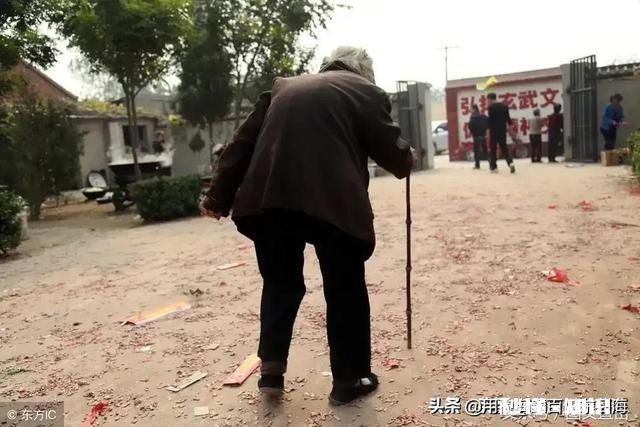 从姑娘小伙儿变成老太老头，你亲身感受到岁月催人老的滋味了吗