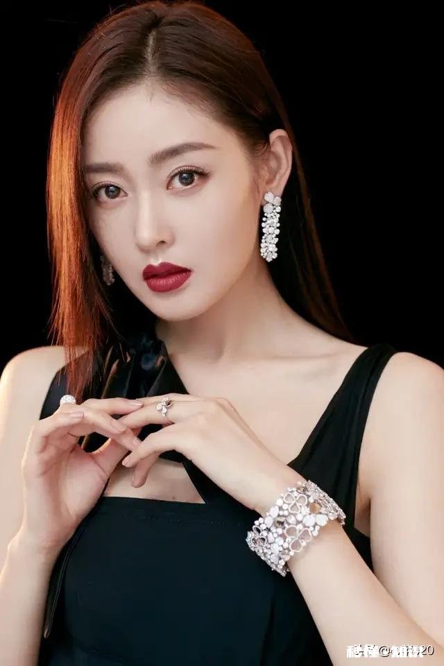 老公做错事买什么礼物补偿老婆比较好呢