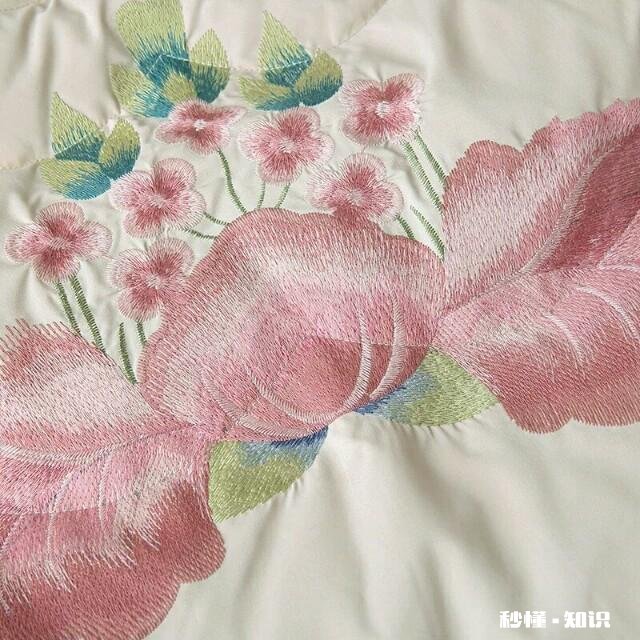 如何在日常生活中穿出中国风的衣服