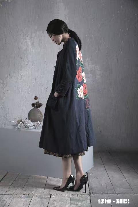 如何在日常生活中穿出中国风的衣服