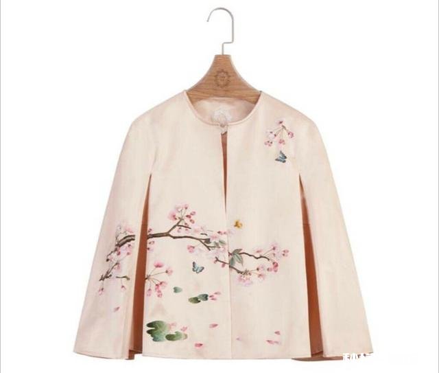 如何在日常生活中穿出中国风的衣服