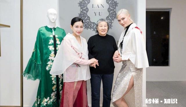 如何在日常生活中穿出中国风的衣服