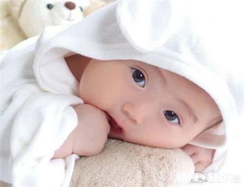 八个多月的宝宝智力有哪些表现