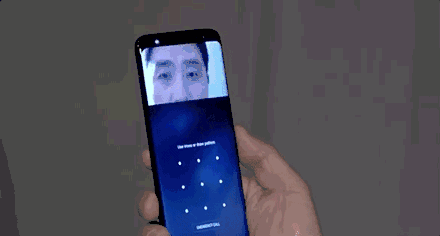 苹果手机取消耳机孔设计，国产也跟风，为什么三星手机还不取消